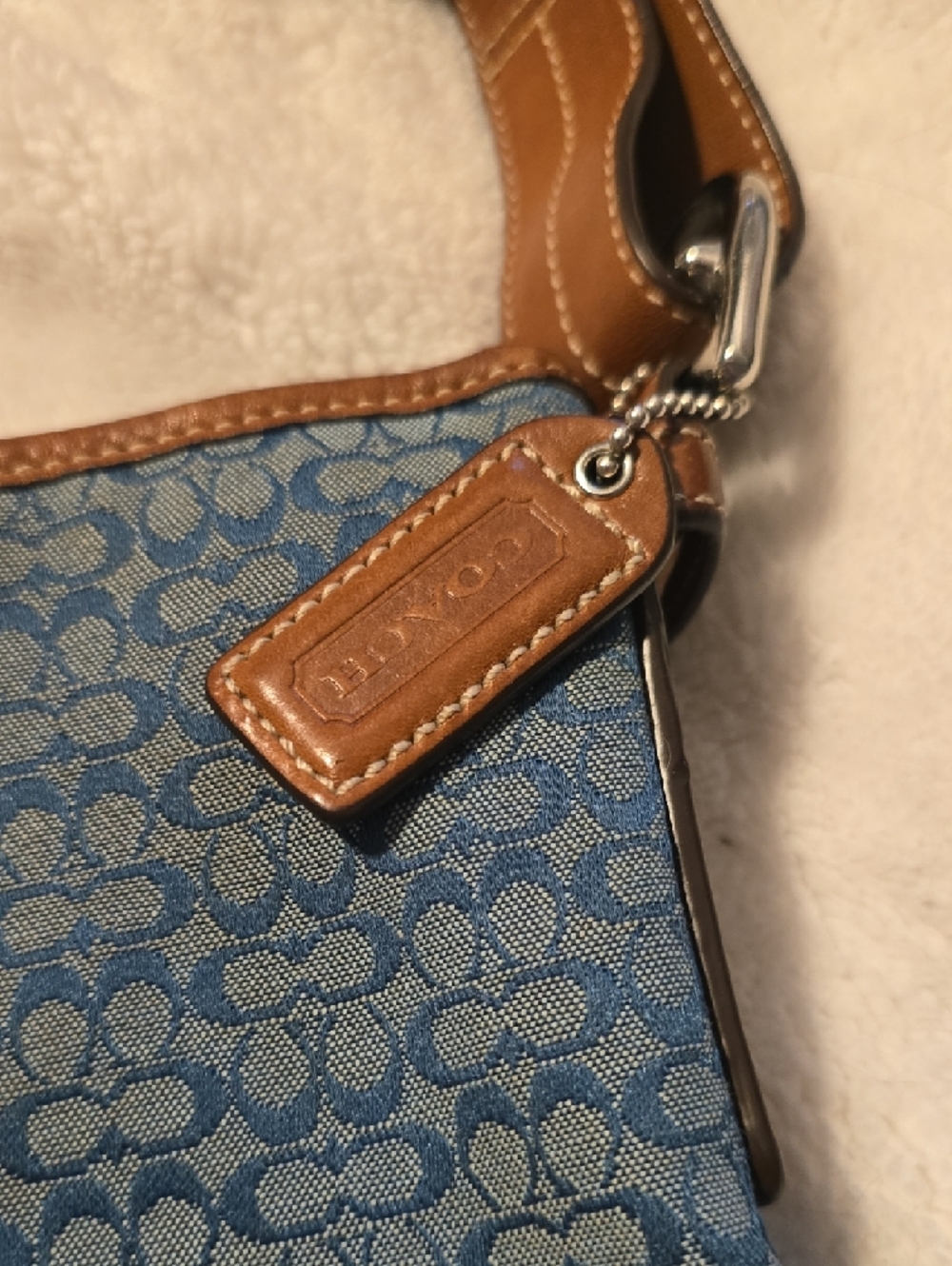Coach Blue Vintage Signature Canvas Shoulder Bag with Brown Leather Trim - Picture 2 of 7